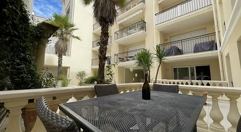 Palazzio Escape Cannes