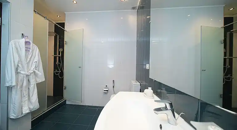 City View 2-bedroom Luxury Apartment on 13 Buzand street by