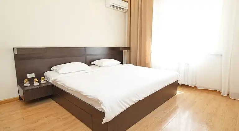 City View 2-bedroom Luxury Apartment on 13 Buzand street by