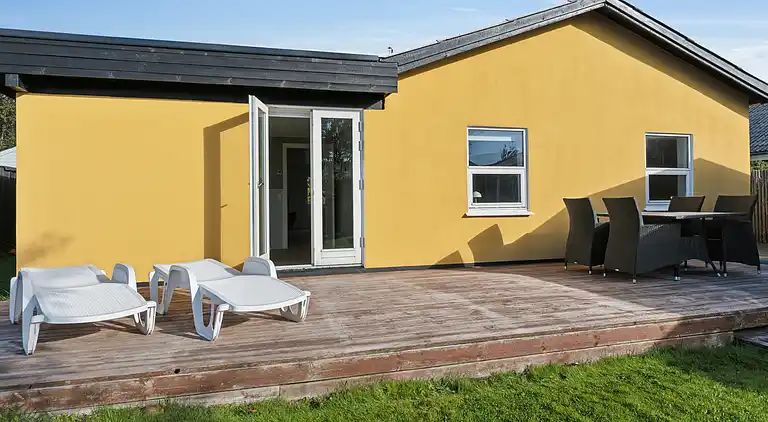 Modernes Skagen-Haus nah am Strand und Stadt