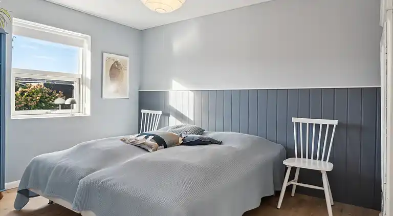 Modernes Skagen-Haus nah am Strand und Stadt