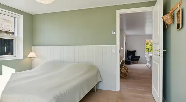 Modernes Skagen-Haus nah am Strand und Stadt