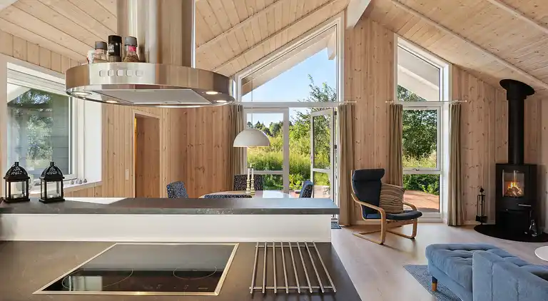 Lovely summer house with SPA, close to the beach.