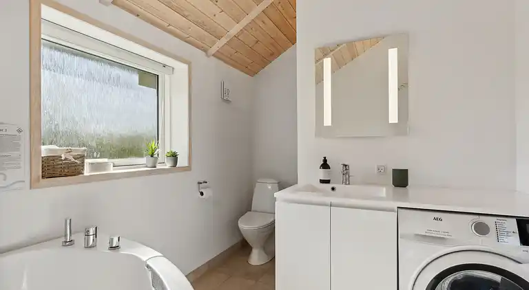 Lovely summer house with SPA, close to the beach.