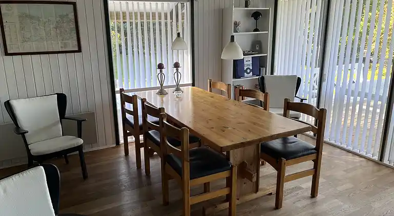 Hyggeligt feriehus med plads til afslapning
