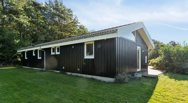 Lækkert 10 personers sommerhus med sauna og spa.