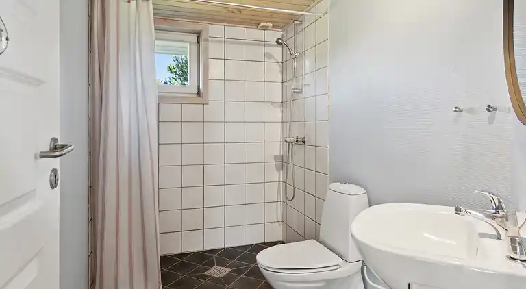 Lækkert 10 personers sommerhus med sauna og spa.