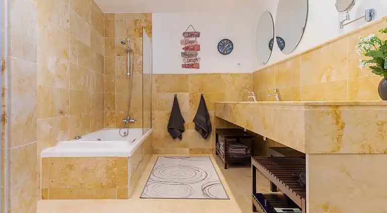 TOLLES PENTHOUSE IN DER NÄHE VON STRAND