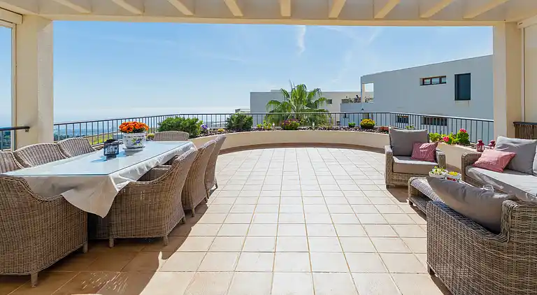 TOLLES PENTHOUSE IN DER NÄHE VON STRAND