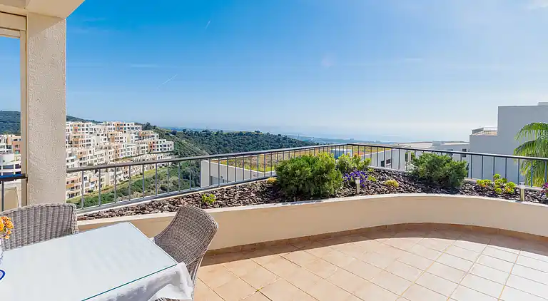 TOLLES PENTHOUSE IN DER NÄHE VON STRAND