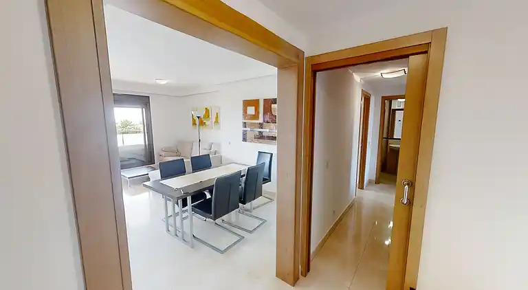 Ático cerca de golf y playa