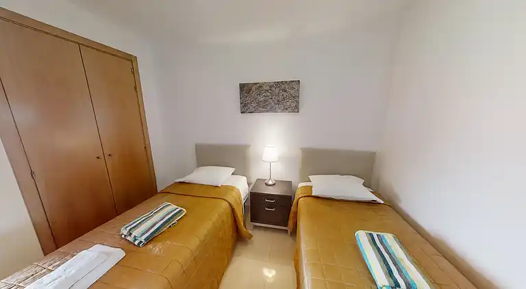 Ático cerca de golf y playa