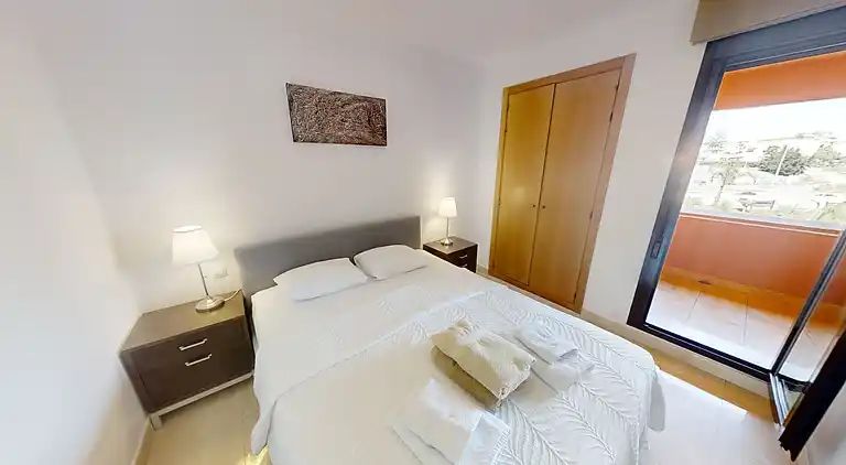 Ático cerca de golf y playa