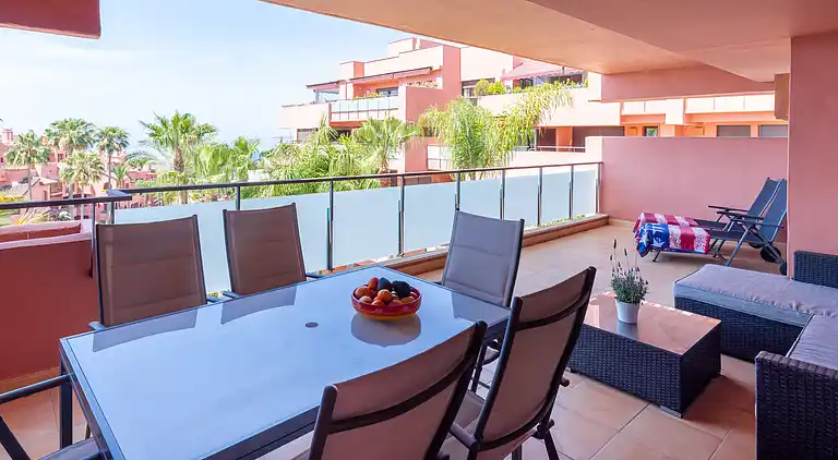 Ático cerca de golf y playa