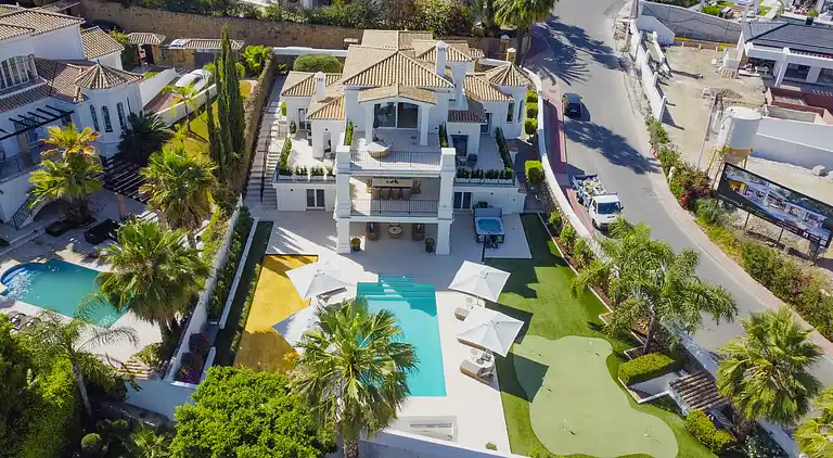 FANTASTIC LUXURY VILLA