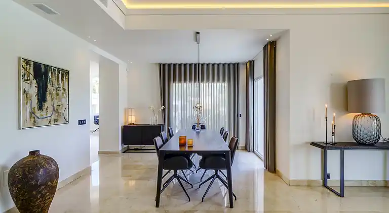 FANTASTIC LUXURY VILLA