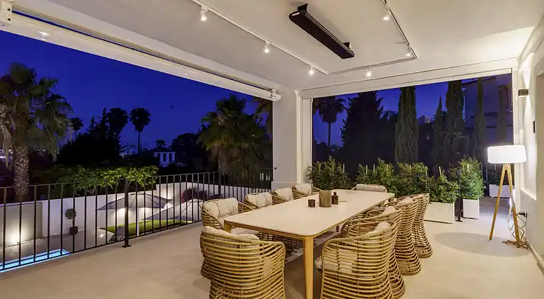 FANTASTIC LUXURY VILLA