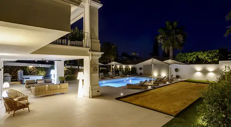 FANTASTIC LUXURY VILLA