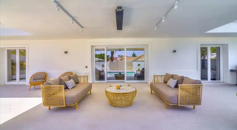 FANTASTIC LUXURY VILLA