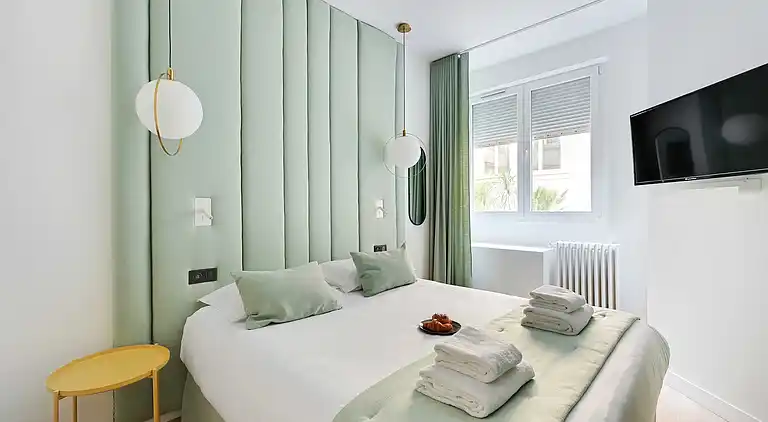 Apartment in Enfants-Rouges