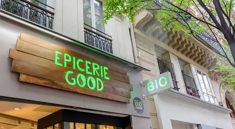 Apartment in Enfants-Rouges