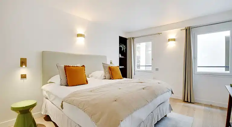 Apartment in Upper Marais