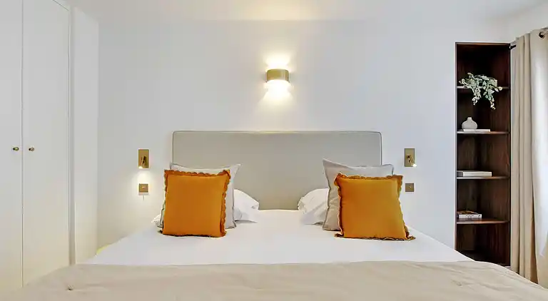 Apartment in Upper Marais