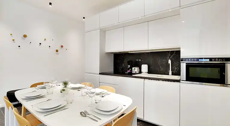 Apartment in Enfants-Rouges