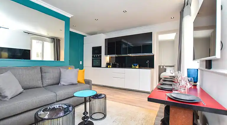 Apartment in Faubourg-Montmartre