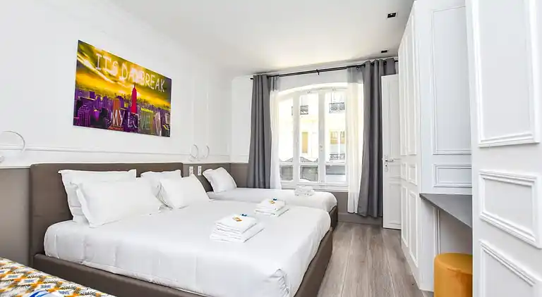 Apartment in Faubourg-Montmartre