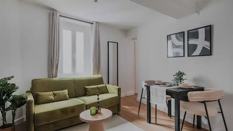 Apartment in Roquette