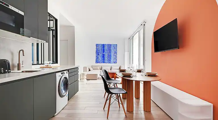 Apartment in Plaine-Monceau