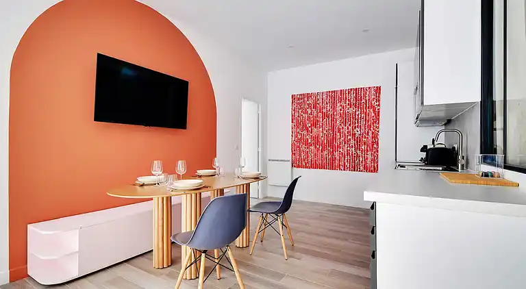 Apartment in Plaine-Monceau