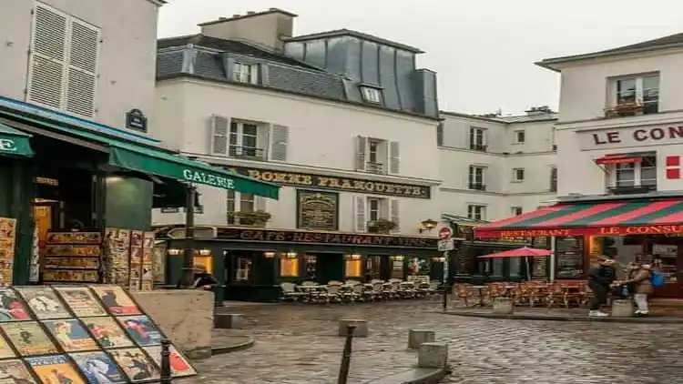 Apartment in Montmartre