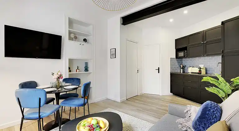 Apartment in Buttes-Chaumont