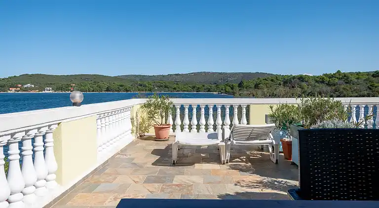 1-Zimmer-Ferienwohnung am Strand Veli Rat, Dugi otok