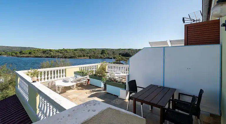 1-Zimmer-Ferienwohnung am Strand Veli Rat, Dugi otok