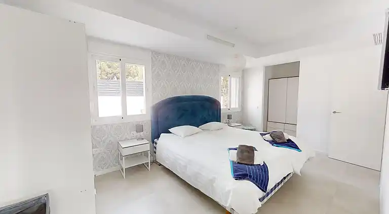 Modern Villa near beach