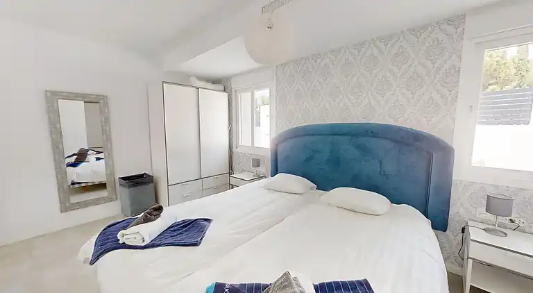 Modern Villa near beach