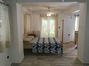 Appartement au centre avec cour privée D11