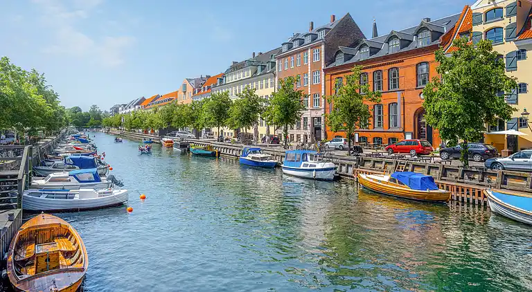 Tivoli 2 - Spacious 3 Bedroom near Tivoli