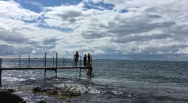 Skønt sommerhus med havudsigt og stor terrasse