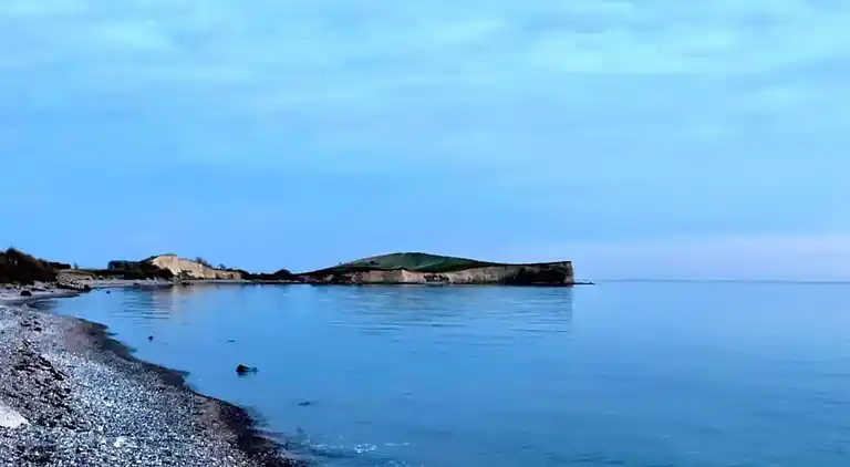 Rummeligt feriehus tæt på badestrand