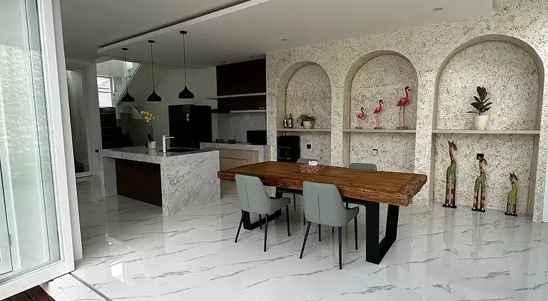 newly built "Villa Na Bali"