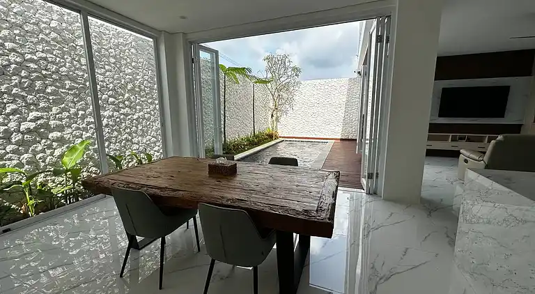 newly built "Villa Na Bali"
