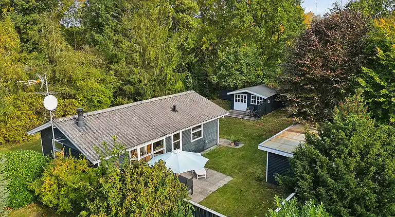 Hyggeligt sommerhus tæt på stranden