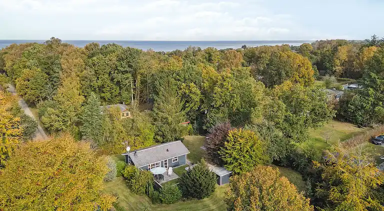 Hyggeligt sommerhus tæt på stranden