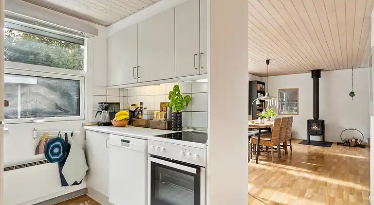 Hyggeligt sommerhus tæt på stranden