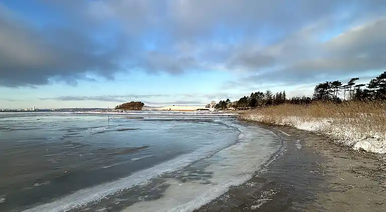 Gemütliches, reetgedecktes Ferienhaus-ladestation