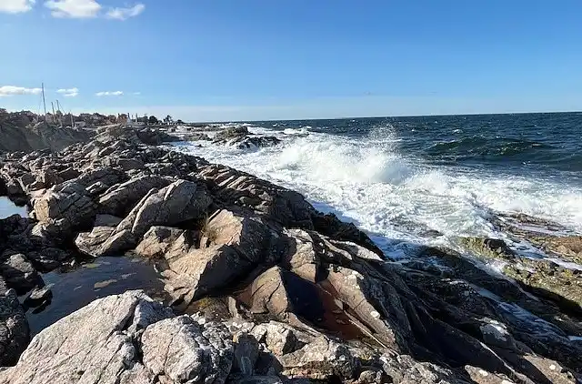 Skønt beliggende fritidshus i Melsted, Gudhjem
